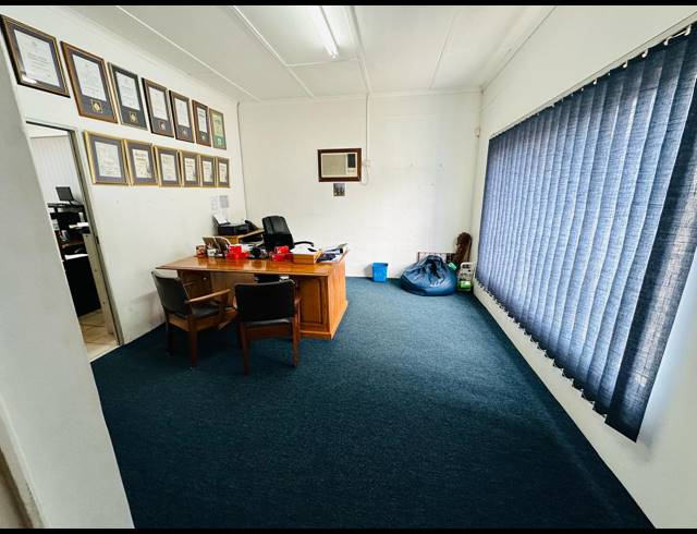 1,550M² WAREHOUSE FOR SALE IN PIETERMARITZBURG CENTRAL
